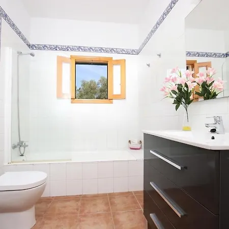 Beautiful For 8 People Close To Pollensa By Renthousing * Порт-де-Польєнса