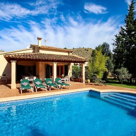 Beautiful For 8 People Close To Pollensa By Renthousing *