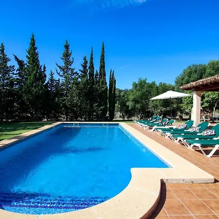 Beautiful For 8 People Close To Pollensa By Renthousing Villa