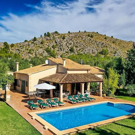 Beautiful For 8 People Close To Pollensa By Renthousing 빌라