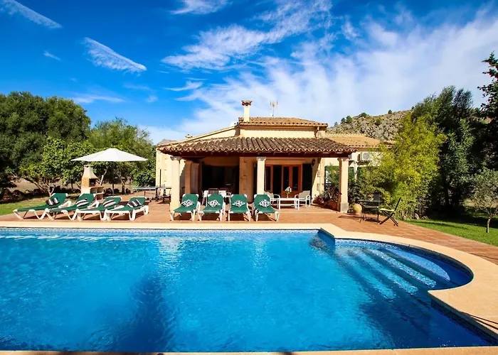 Beautiful For 8 People Close To Pollensa By Renthousing Willa *